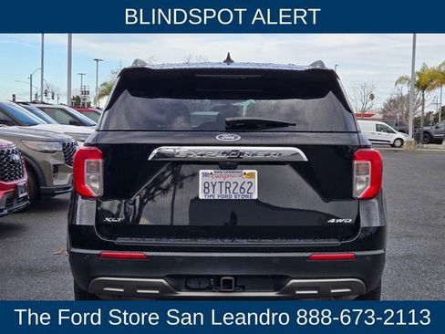 Certified 2021 Ford Explorer XLT w/ Equipment Group 202A image 11