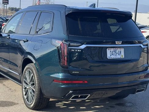 Used 2025 Cadillac XT6 Sport w/ Platinum Package image 4