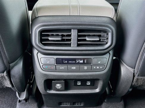 Certified 2026 Honda Passport TrailSport Elite image 31