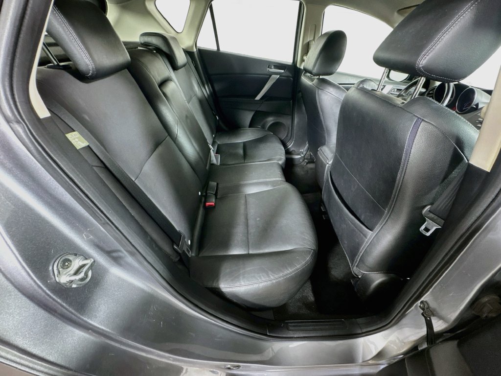 Used 2010 MAZDA MAZDA3 s Grand Touring FWD image 30