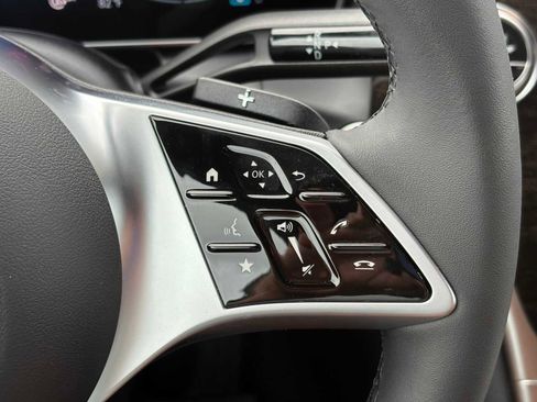 New 2026 Mercedes-Benz GLC 300 image 21