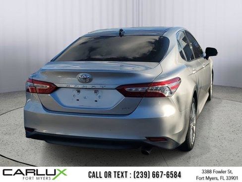 Used 2019 Toyota Camry XLE image 4
