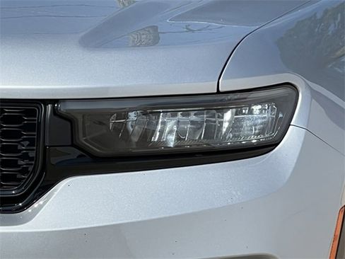 Used 2022 Jeep Grand Cherokee Altitude image 38