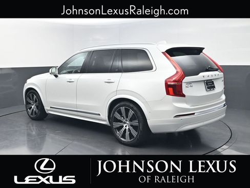 Used 2025 Volvo XC90 B6 Ultra w/ Lounge Package image 7