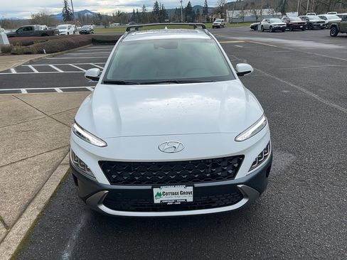 Used 2023 Hyundai Kona Limited image 6