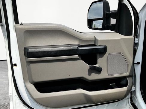 Used 2017 Ford F250 XL RWD image 17