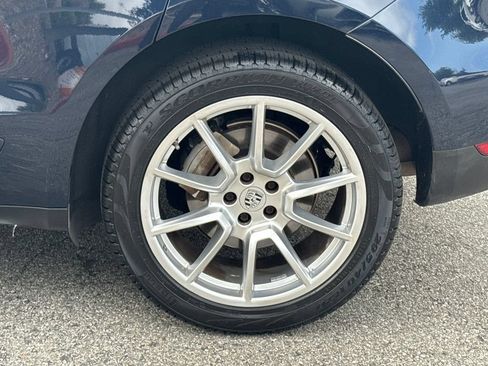 Used 2018 Porsche Macan S AWD/4WD image 18