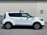 Used 2019 Kia Soul + image 4