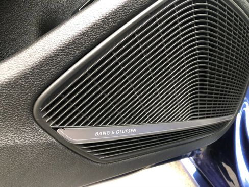 Used 2017 Audi A4 2.0T Prestige w/ Prestige Package image 15