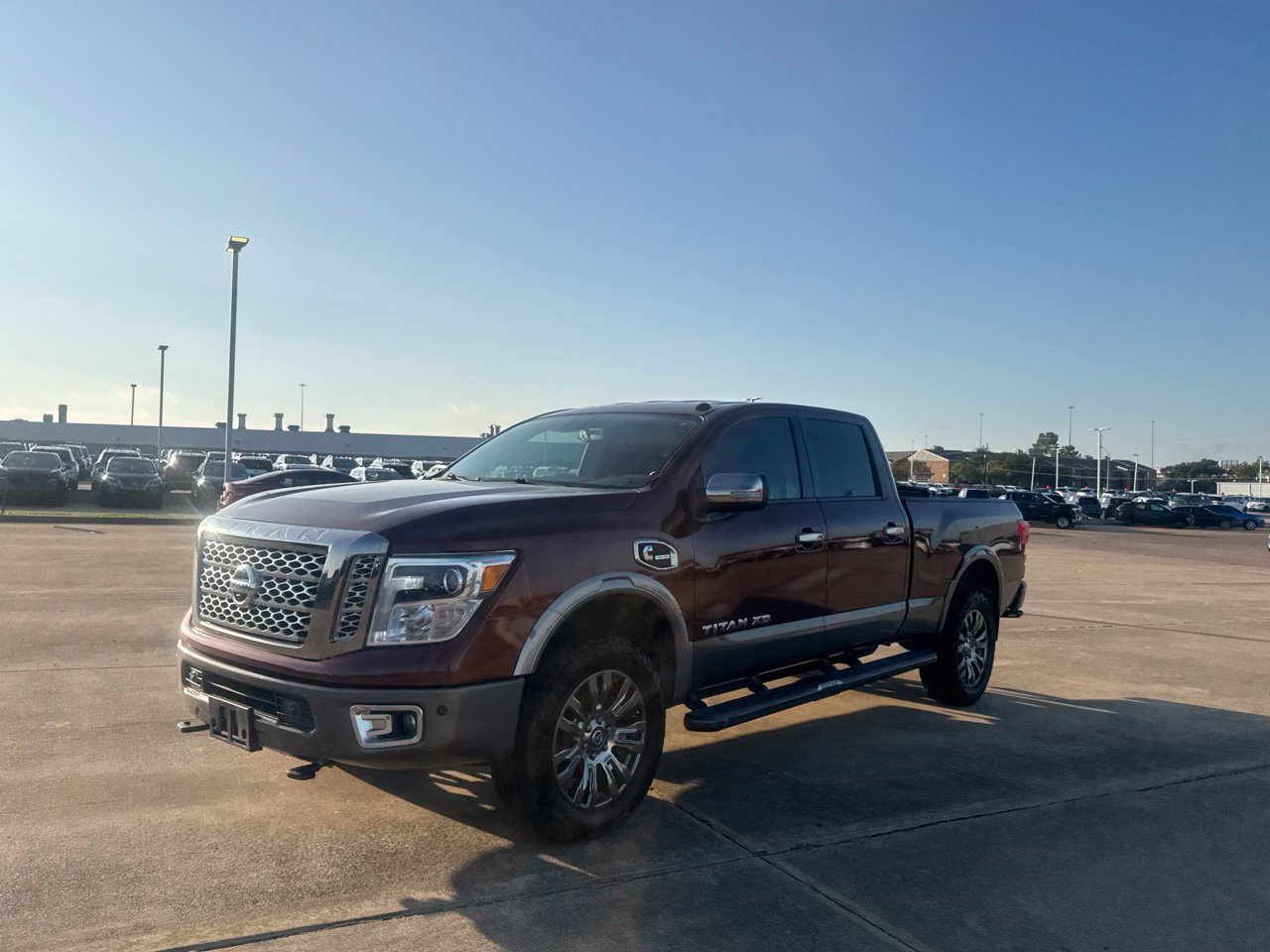 Used 2019 Nissan Titan Platinum Reserve w/ Platinum Utility Package AWD/4WD image 11