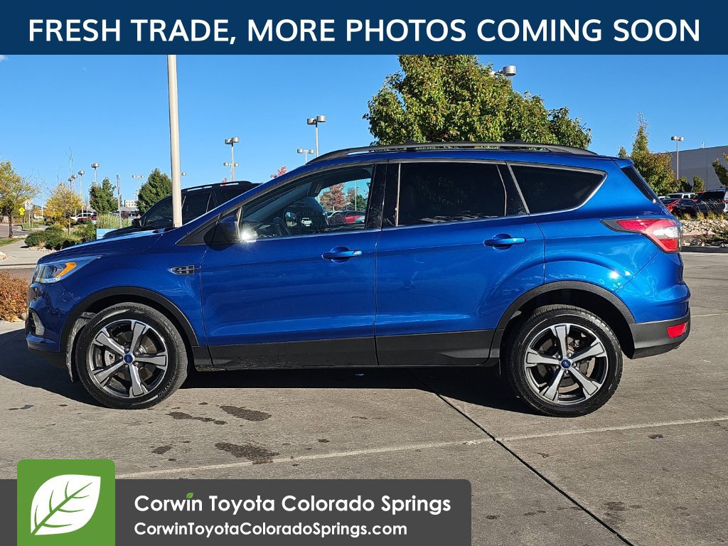 Used 2017 Ford Escape SE w/ SE Leather Comfort Package AWD/4WD image 7