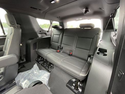 New 2025 Chevrolet Suburban Premier AWD/4WD image 88