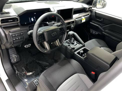 New 2026 Toyota 4Runner TRD Sport AWD/4WD image 13