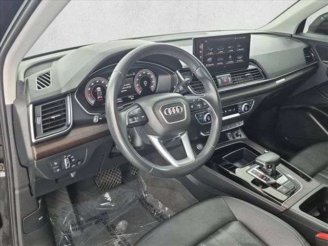 Used 2021 Audi Q5 2.0T Premium Plus w/ Premium Plus Package AWD/4WD image 10