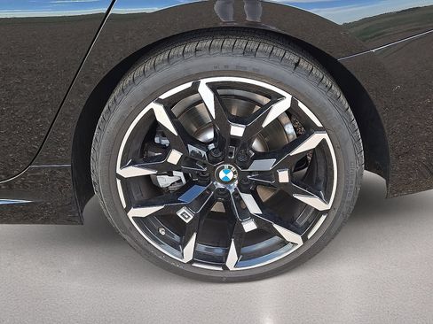 Used 2026 BMW 330i xDrive Sedan AWD/4WD image 10
