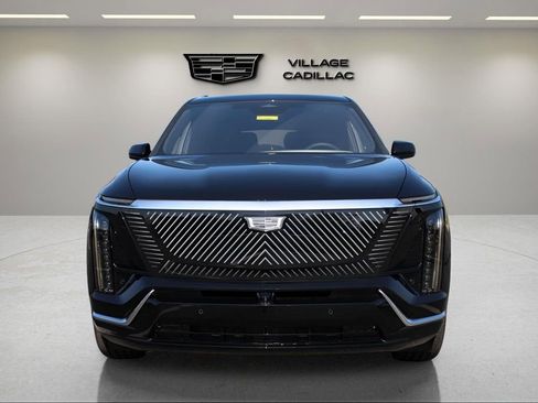 New 2026 Cadillac Vistiq Luxury image 8
