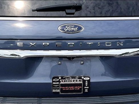 Used 2023 Ford Expedition Max Limited AWD/4WD image 8