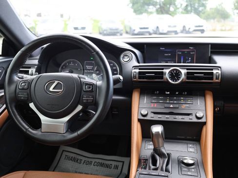 Used 2022 Lexus RC 350 w/ Premium Package RWD image 23