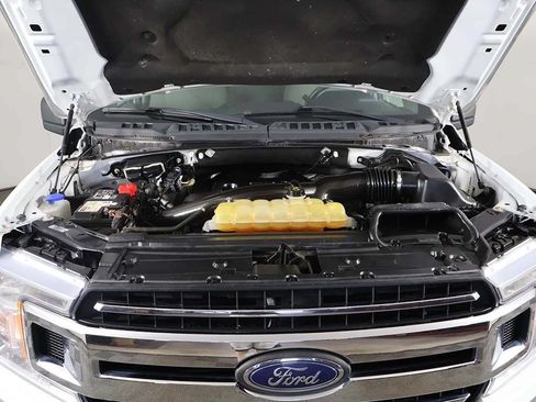 Used 2018 Ford F150 XLT w/ Trailer Tow Package AWD/4WD image 16