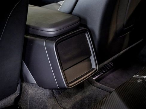 Certified 2025 Porsche Taycan Turbo GT image 27