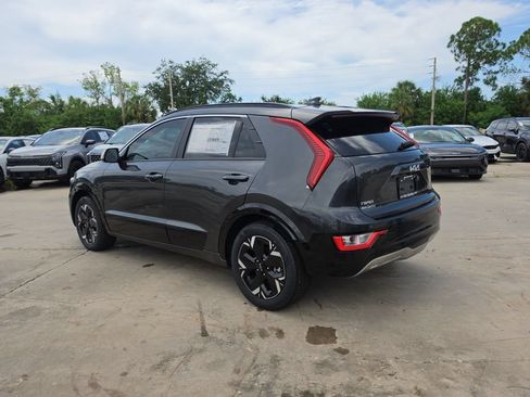 New 2026 Kia Niro Wind FWD image 6