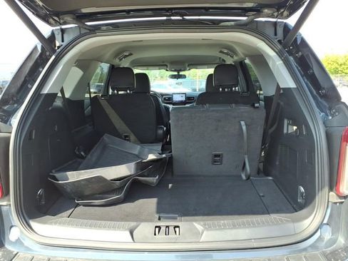 Certified 2023 Ford Explorer XLT w/ Equipment Group 202A AWD/4WD image 9