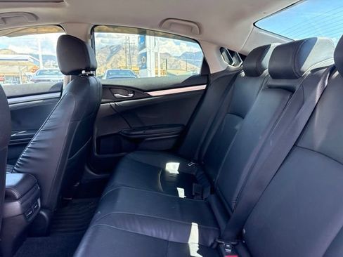 Used 2016 Honda Civic Touring image 24