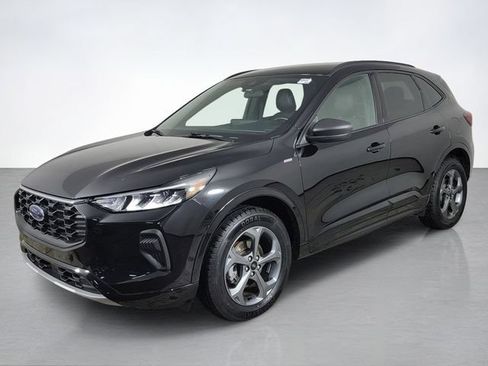 Certified 2024 Ford Escape ST-Line w/ Tech Pack #1 AWD/4WD image 7