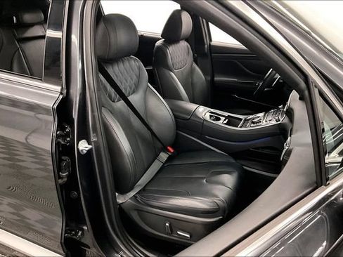 Used 2023 Hyundai Santa Fe Calligraphy AWD/4WD image 8