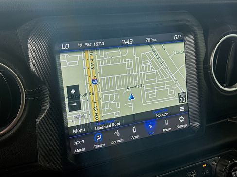 Used 2023 Jeep Wrangler Sahara w/ Cold Weather Group image 21