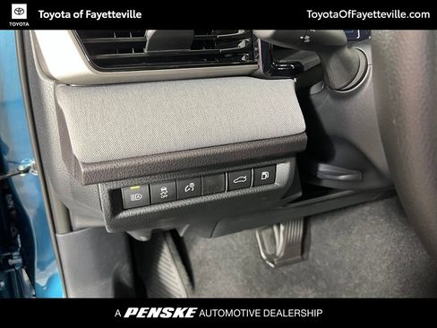 Used 2026 Toyota Camry LE FWD image 28