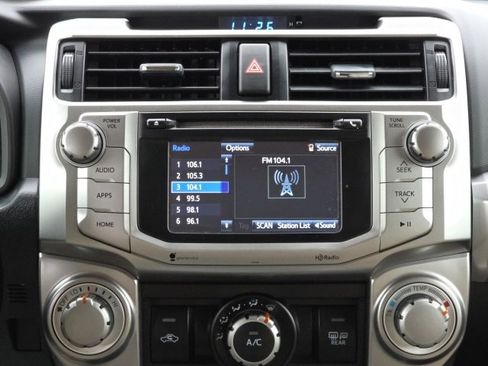 Used 2014 Toyota 4Runner SR5 image 14