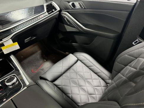 New 2026 BMW X6 xDrive40i image 17