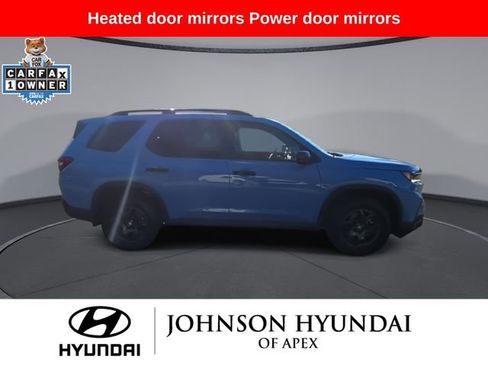 Used 2025 Honda Pilot TrailSport image 10
