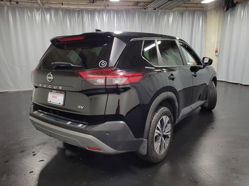 Used 2023 Nissan Rogue SV FWD image 8