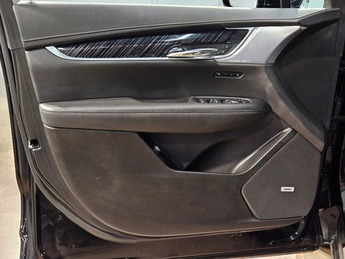 Used 2024 Cadillac XT6 Premium Luxury image 20