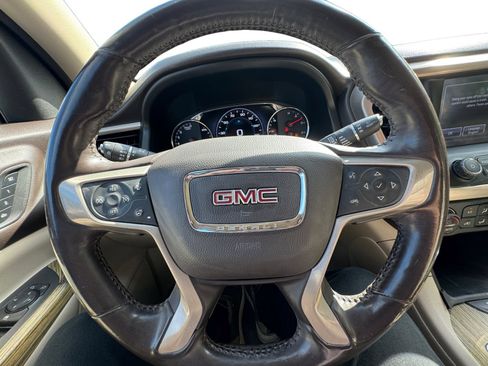 Used 2019 GMC Acadia Denali w/ Technology Package AWD/4WD image 14