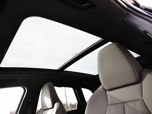 New 2025 Audi Q5 Premium Plus image 14