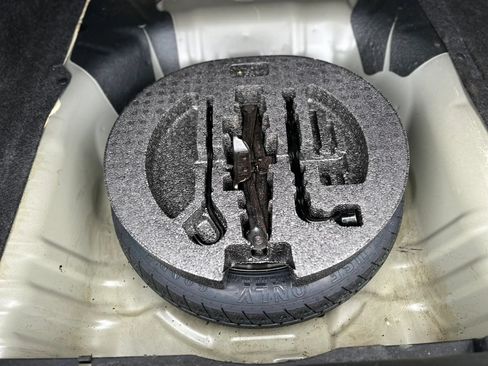 Used 2011 Honda Civic LX image 6