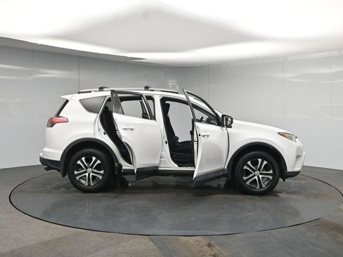 Used 2016 Toyota RAV4 LE image 50