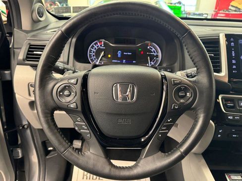 Used 2018 Honda Pilot Elite image 4