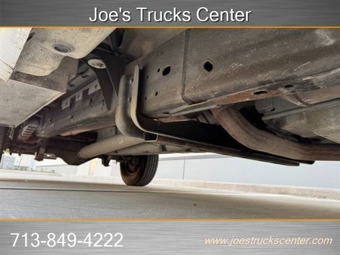 Used 2018 Chevrolet Express 3500 w/ Power Convenience Package image 50