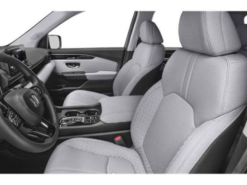 Used 2023 Honda Pilot LX image 9