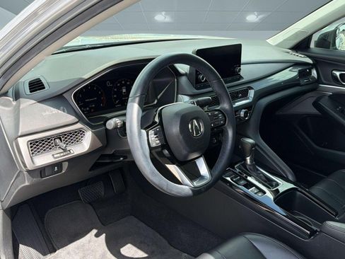 Used 2025 Acura Integra FWD image 4