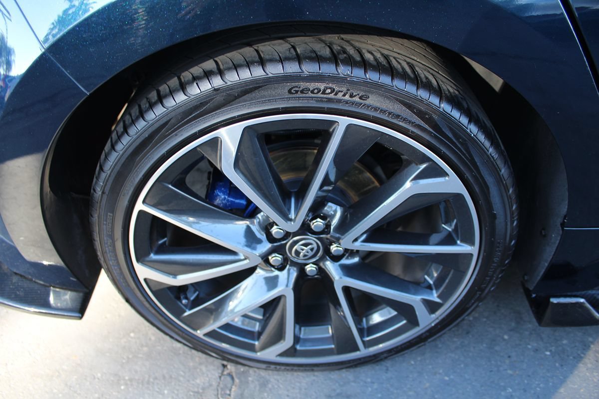 Used 2019 Toyota Corolla XSE FWD image 26