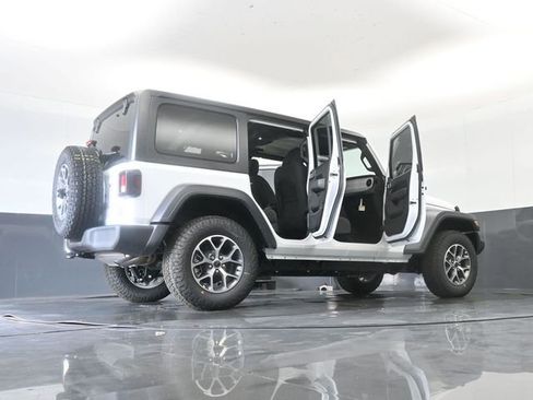 Used 2025 Jeep Wrangler Unlimited Sport AWD/4WD image 52