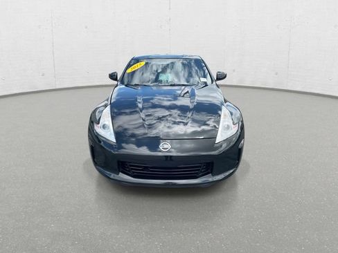 Used 2015 Nissan 370Z Coupe RWD image 8