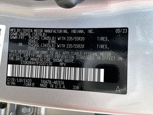 Used 2023 Toyota Highlander XSE FWD image 35