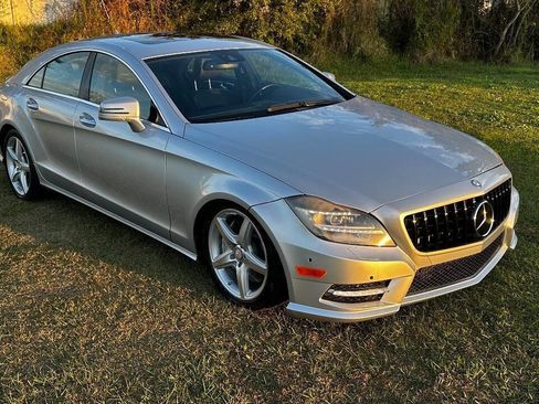 Used 2014 Mercedes-Benz CLS 550 4MATIC image 4