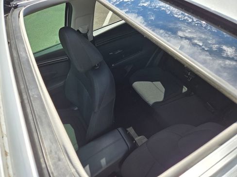 Used 2022 Hyundai Tucson SEL w/ Convenience Package FWD image 8